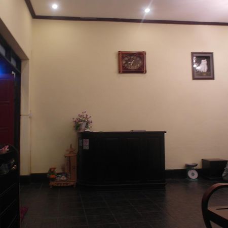 Kinnaly Place House Luang Prabang Exterior photo