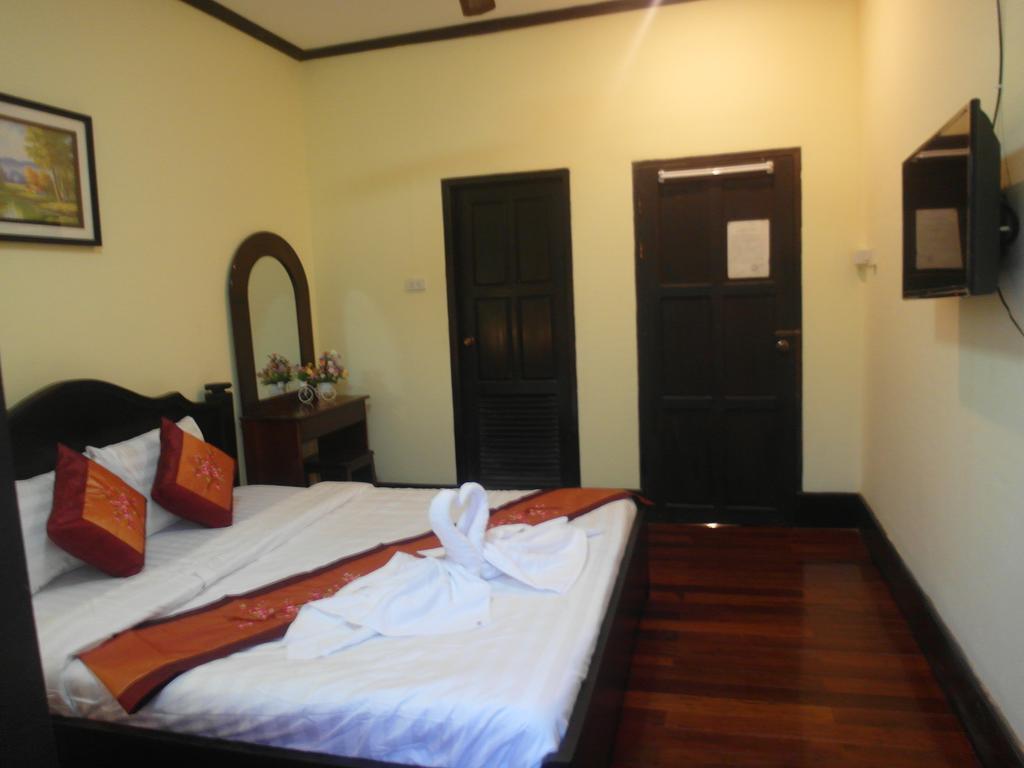 Kinnaly Place House Luang Prabang Room photo